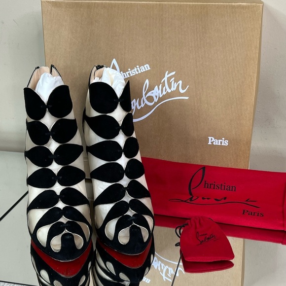 Christian Louboutin Black Mesh Heel Bootie - Picture 5 of 11